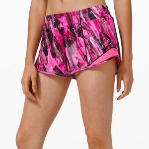 Lululemon Hotty hot shorts